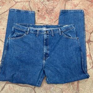 Wrangler Denim Jeans Size 44 x 32 Regular Fit Medium Wash